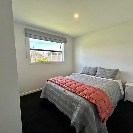 Modern Family Pad In Cromwell Βίλα Εξωτερικό φωτογραφία